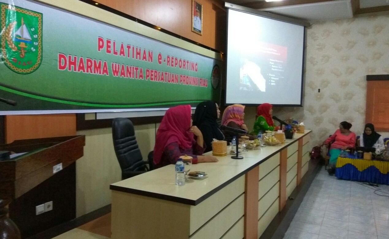 Dharma Wanita Riau Gelar Pelatihan e-Reporting di Inhil