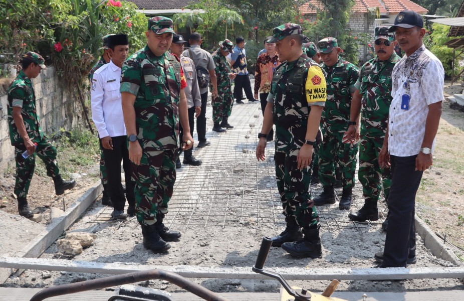 Ditinjau Tim Wasev Ster TNI, Pelaksanaan TMMD 129 di Kesongo Bojonegoro Panen Pujian