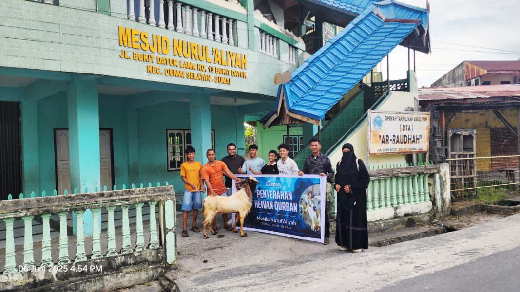 Citimall Dumai Bagikan Hewan Qurban untuk Masyarakat Sekitar