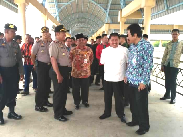 Tunggu Jenderal Bintang Dua, Bupati dan Kapolres Bengkalis Standby di Pelabuhan BSL