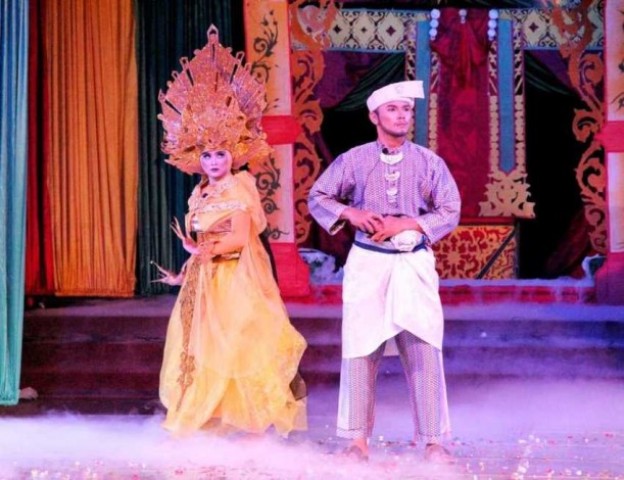 Riau Dapat Penghargaan Parade Teater Daerah Tingkat Nasional