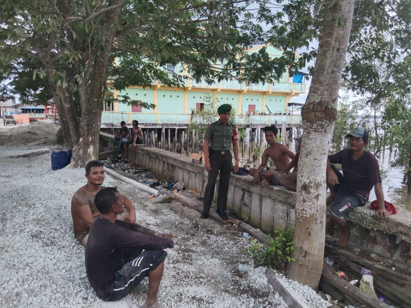 Komsos di Kampung Pancasila Dilaksanakan Oleh Kopda Ricko Yuspranata