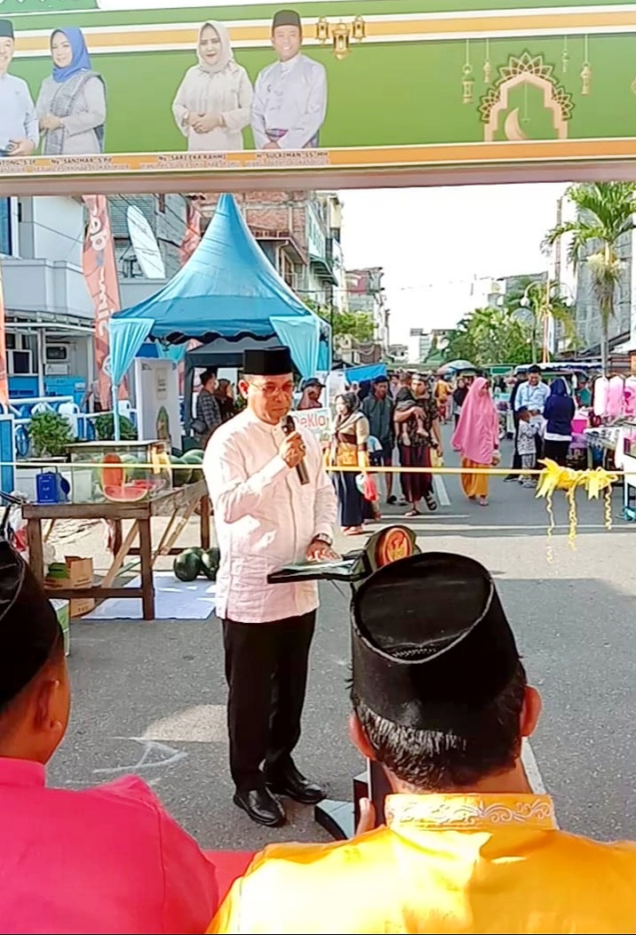 Sekda Rohil Buka Secara Resmi Pasar Ramadhan Tahun 2023