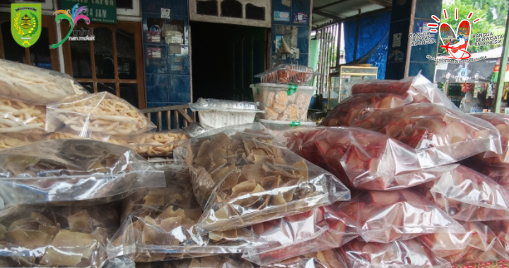 Direkomendasikan, Inilah Kerupuk Asal Desa Sungai Luar yang Cocok Jadi Oleh-oleh