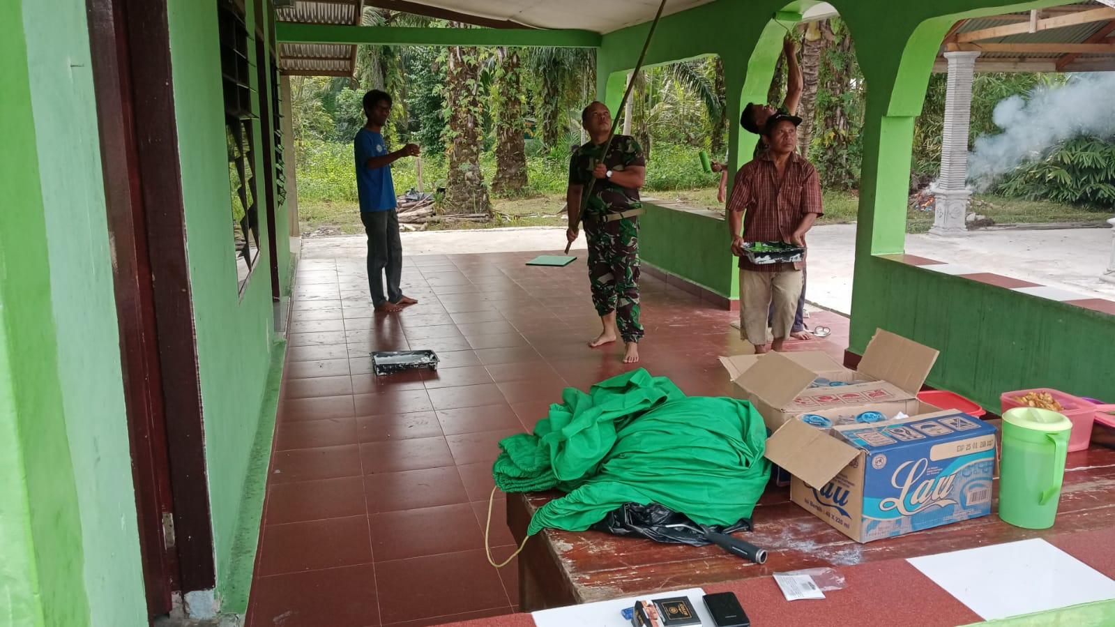 Jelang Ramadhan, Sertu Sareh dan Masyarakat Goro di Musholla Nuruddin
