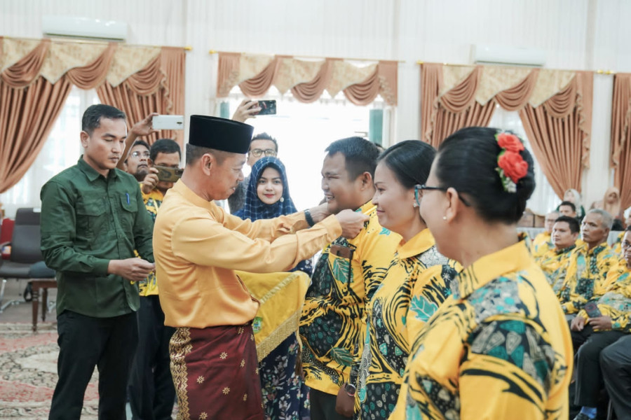 Bupati Rohil Ajak Pendeta Se- Rohil Ikut Bersinergi Membangun Negeri