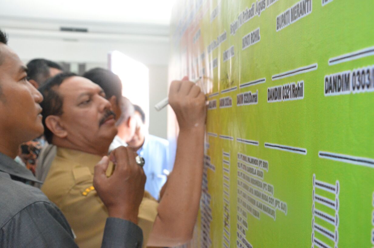 Sekda Inhil Ikuti Apel Kesiapan Satgas Siaga Darurat Penanggulangan Bencana Asap