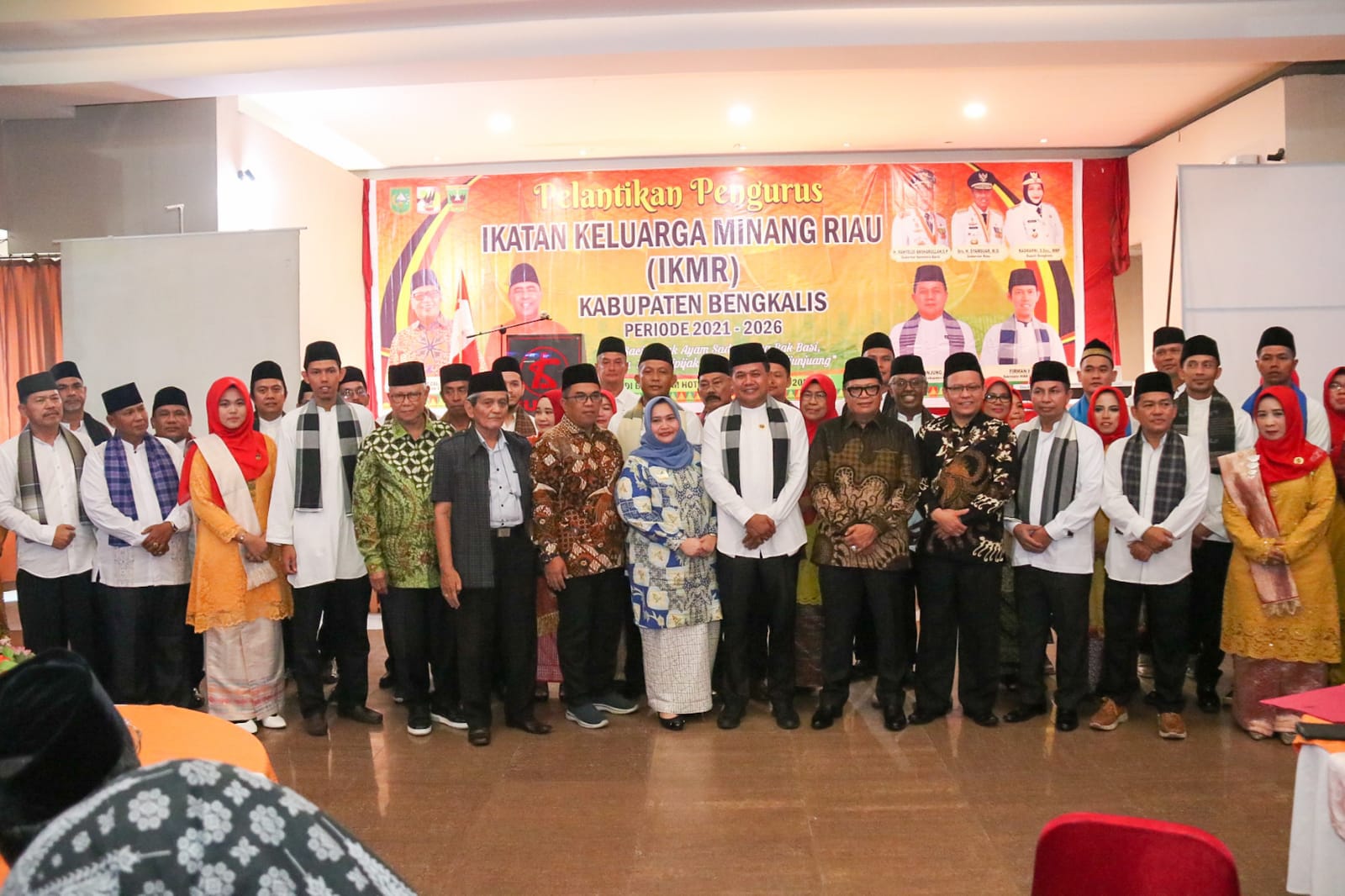 Hadiri Pelantikan, Bupati Harapkan IKMR Ikut Berkontribusi Membangun Daerah