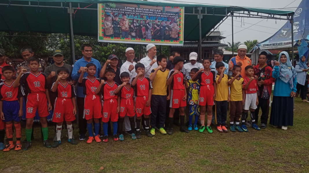 Pelda Joko Waluyo Hadiri Undangan Pembukaan Turnamen Mini Soccer Antar SD