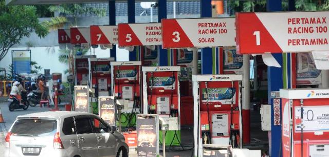 Harga Minyak Dunia Melonjak, Pertamina Kaji Kenaikan Harga Pertalite dan Pertamax