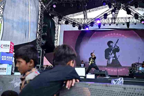 Panggung Kenduri Riau 2024 Jadi Sorotan, Band-Band Lokal Bius Penonton