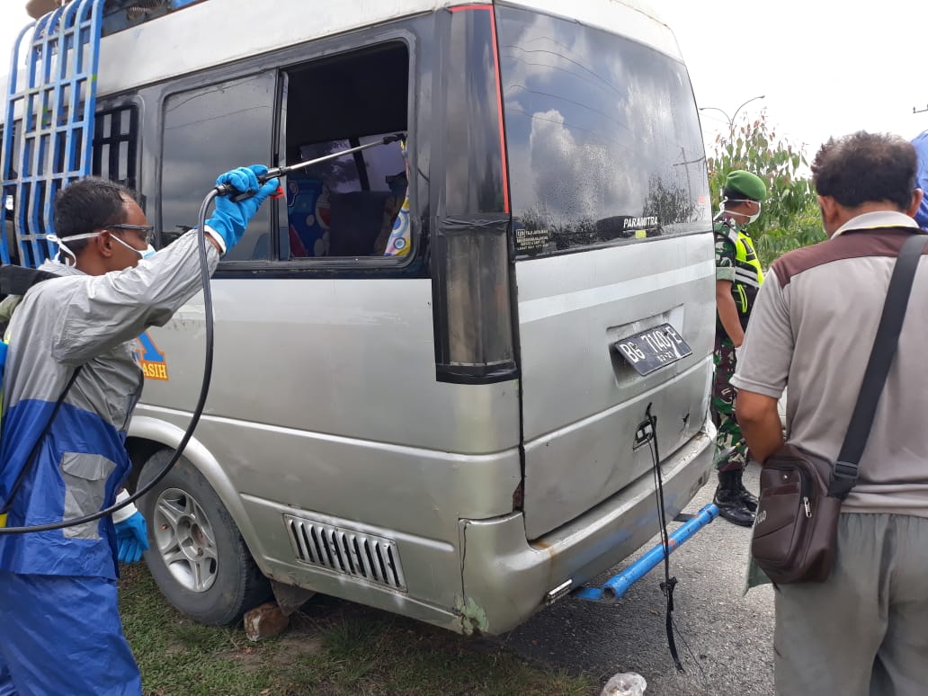 Polres Rohil Berikan Layanan Kesehatan Bagi Penumpang Bus
