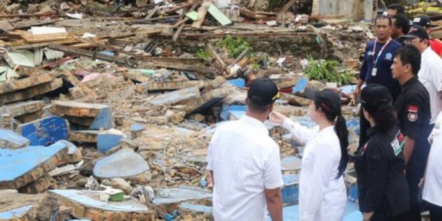 Korban Meninggal Akibat Tsunami Selat Sunda Mencapai 426 Orang