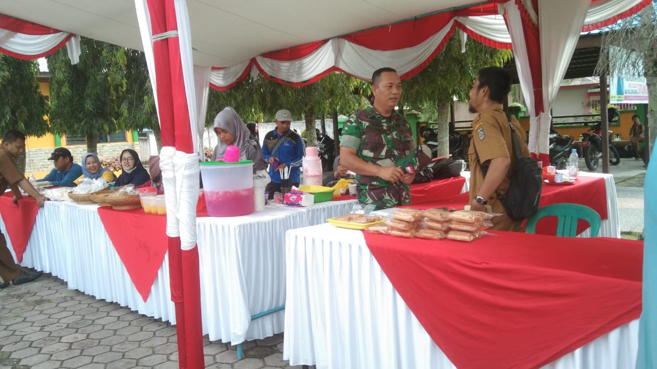 Danramil 02 BK Hadiri Kegiatan Pasar Tani