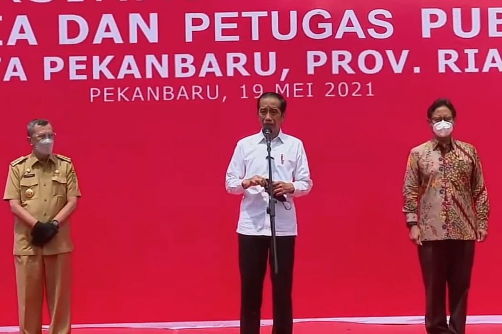 Presiden Perintahkan Menkes Kirim Vaksin Lebih Banyak ke Riau