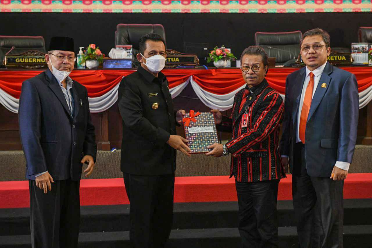 DPRD Provinsi Kepri Sampaikan Ranperda LPP APBD Provinsi Kepri Tahun 2021 