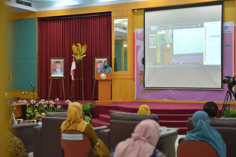 Kader PKK Riau Diajak Untuk Edukasi Masyarakat Terkait Vaksinasi COVID-19