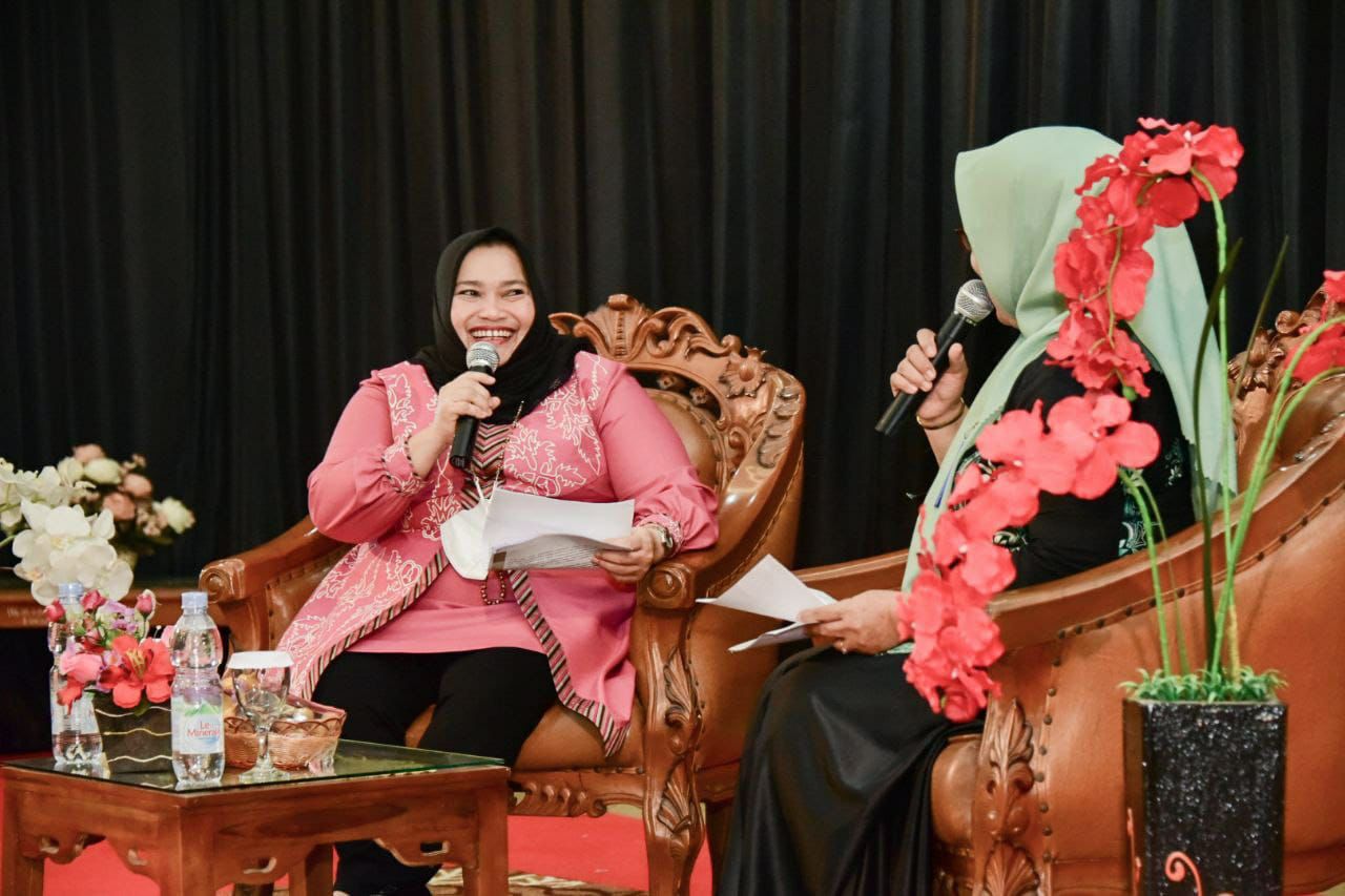 Bupati Kasmarni Diundang Jadi Pembicara di RRI Pekanbaru