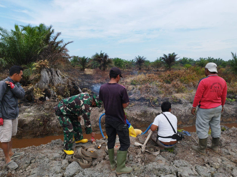 Turun Langsung ke Lapangan, Serda Miftah Laksanakan Giat Cegah Karhutla