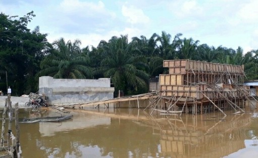 Tuntaskan Proyek Jembatan Mahato, Pemkab Rohul tak Punya Anggaran