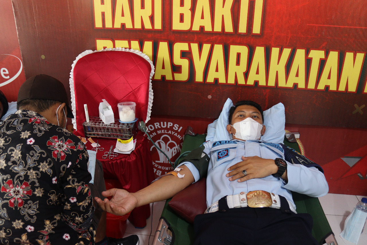 Wujud Peduli Kemanusiaan, Pegawai Lapas Bangkinang Antusias Donorkan Darah