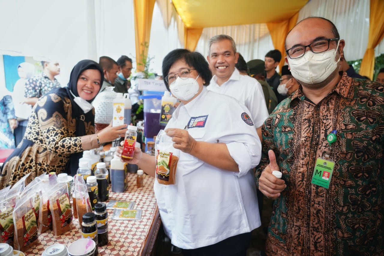 Menteri LHK Dukung UMKM Petani Hutan Kampar Mendunia