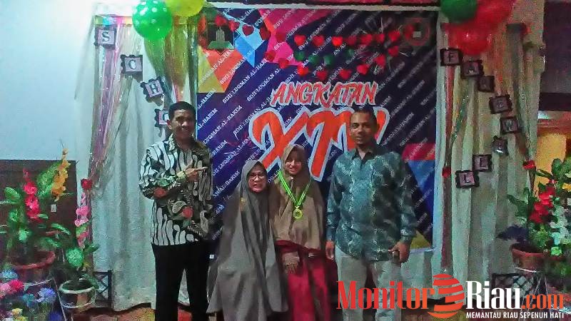 SD Islam Integral Luqman Al Hakim 01 Batam Gelar Pelepasan Siswa