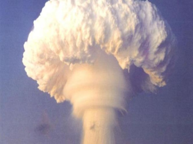 Korut-AS Diambang Perang, Bunker Antinuklir Laris Manis