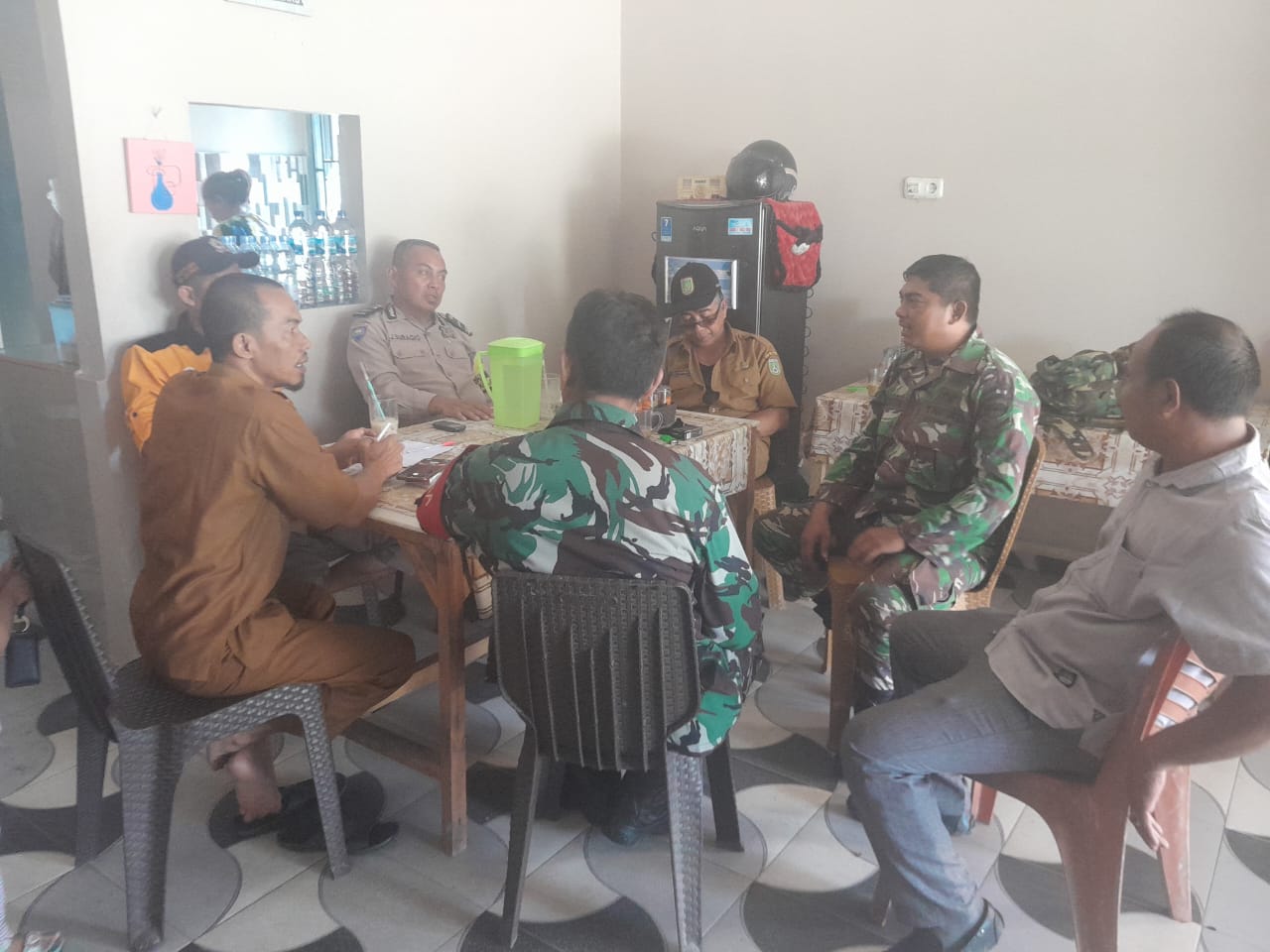 Jelang Perlombaan PKK, Babinsa Gelar Komsos