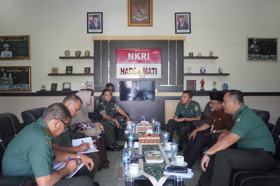 Disambut Kasdim 0320/Dumai, Kepala Dinas Kesehatan Siap Mendukung Kegiatan Bhakti Sosial Kodim