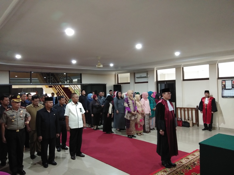 Ketua PT Riau Lantik Bambang Trikoro sebagi pejabat PN Siak