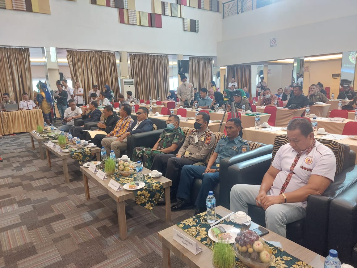 Wakili Dandim, Danramil 04/PWK Hadiri Raker KONI