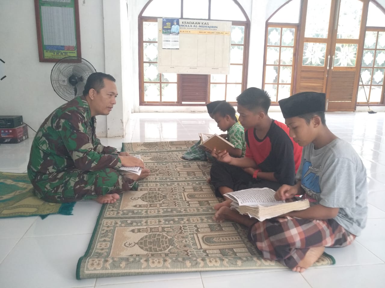 TMMD ke 107, Pasiter Kodim 0320/Dumai, Ajarkan Anak-anak di Wilayah Sasaran Ayat Pendek Al-Qur'an