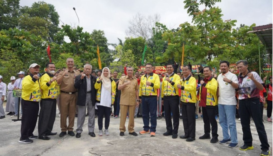 Gubernur Riau Syamsuar Buka Turnamen Turnamen Bola Voli tingkat SMA/SMK se Provinsi Riau piala Gubernur Riau