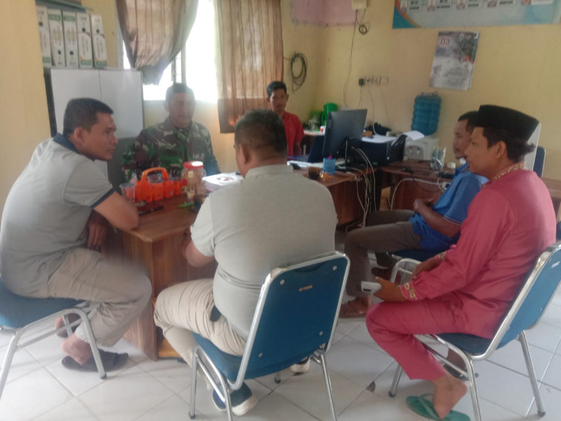 Harapkan Keamanan Wilayah Tetap Terjaga, Sertu Jainal Arifin Laksanakan Komsos