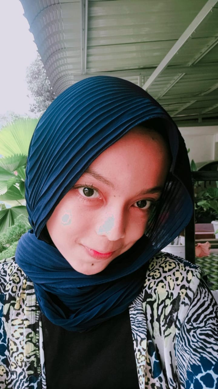 Resensi Buku Oleh Suci Sudirman