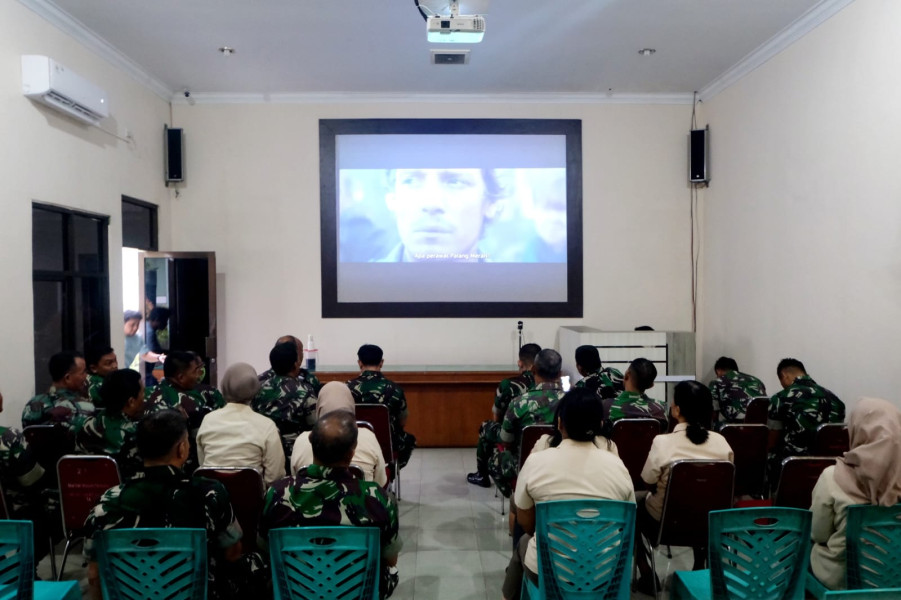 Kodim 0320/Dumai Gelar Nonton Bareng Film 