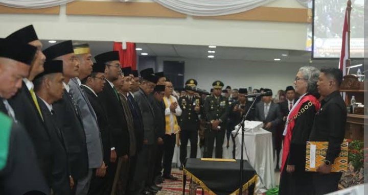 DPRD Inhil Laksanakan Pelantikan 45 Anggota Legislatif Terpilih Periode 2024-2029
