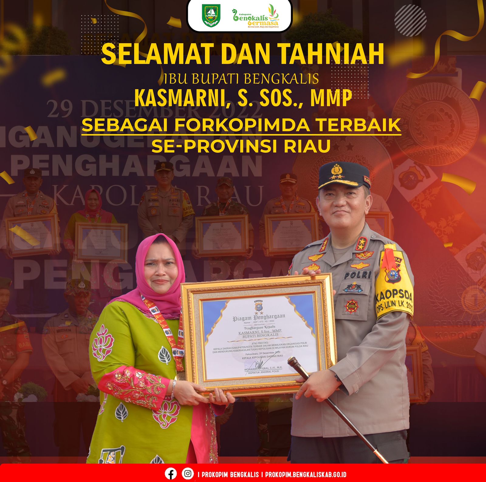Bupati Kasmarni Terima Penghargaan Forkopimda Terbaik Dari Kapolda Riau.