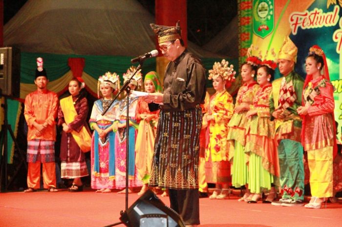 Bupati Siak Buka Festival Siak Bermadah ke 2017