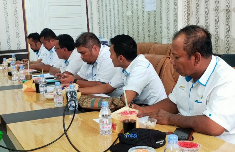 RDP Komisi A DPRD Rohil Penyelesaian Tanah Garapan Laksamana Di Laut