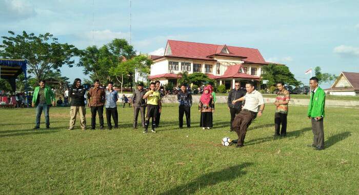 Rektor UPP buka Turnamen Mini Soccer Fekon Cup 2017