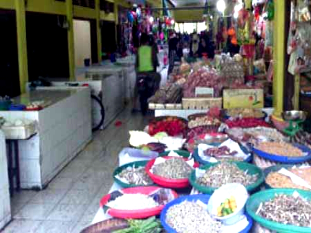 Pasar Tradisional Sepi, Pemko Pekanbaru Salahkan Pasar Kaget