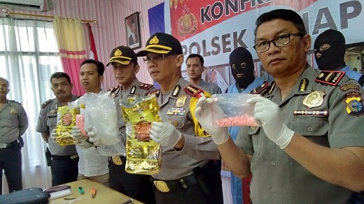 Dua Mahasiswa Pekanbaru Terlibat Peredaran Narkoba Senilai Rp3,1 Miliar