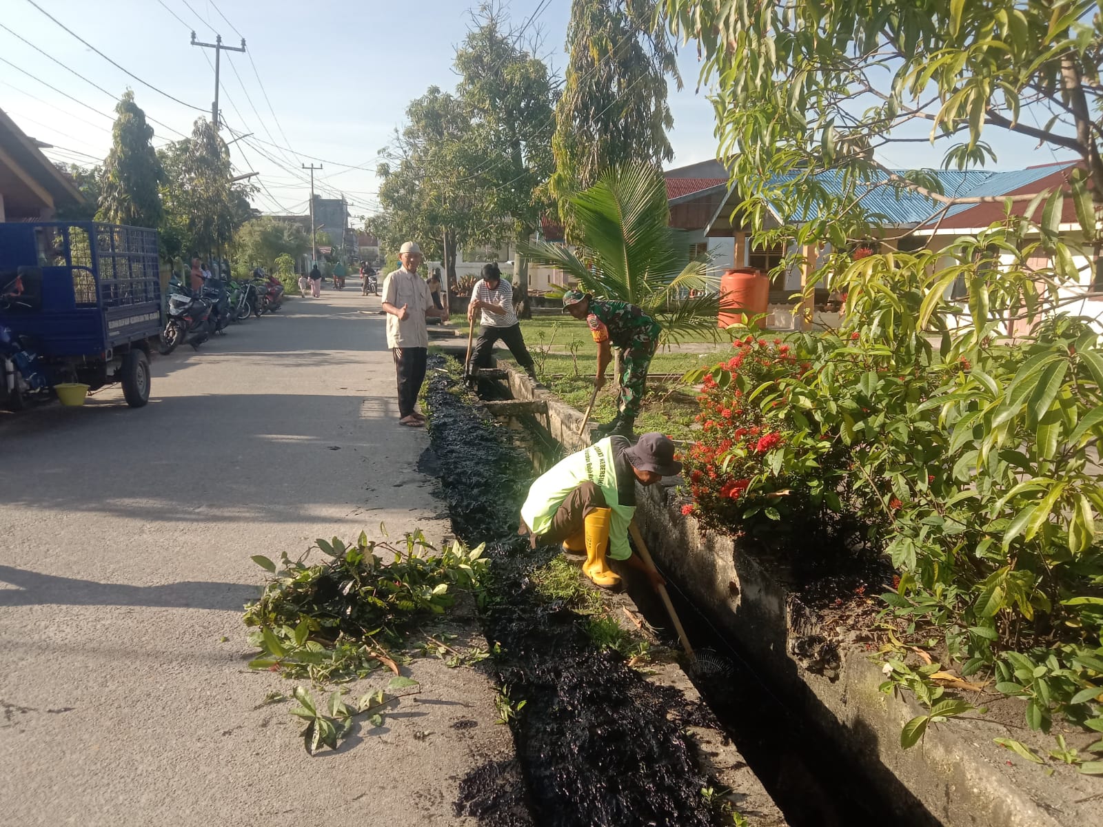 Serda Sahat Sinaga Laksanakan Giat Gotong Royong