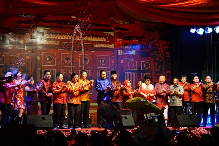 Gubenur Hadiri Malam Perayaan Tahun Baru Imlek 2750/2019