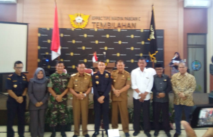 Bupati Wardan Hadiri Pisah Sambut Kepala KPPBC TMP C Tembilahan