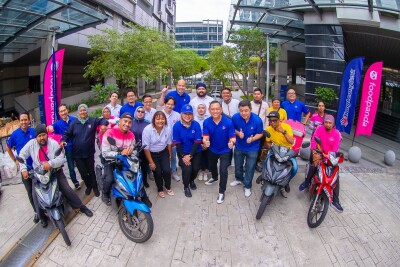 Appreciating Ramadhan Dedication: Hong Leong Islamic Bank Distributes 1,000 Food Packets to foodpanda Riders