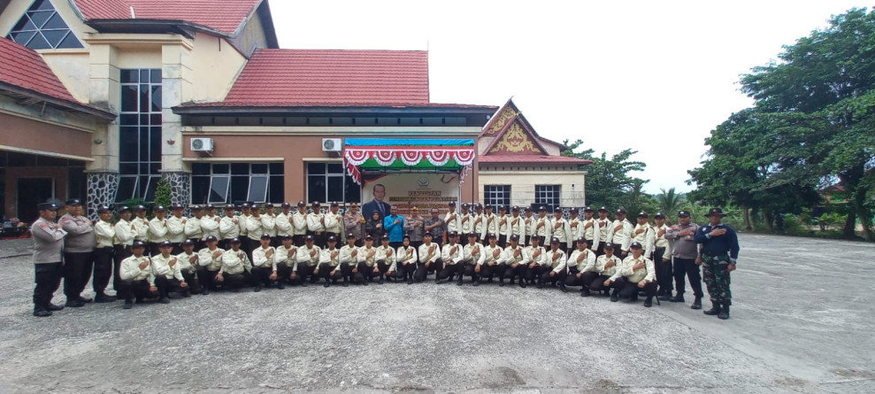 Kasubdit Satpam Polda Riau Tutup Diksar Satpam Gada Pratama angkatan ke II tahun 2023