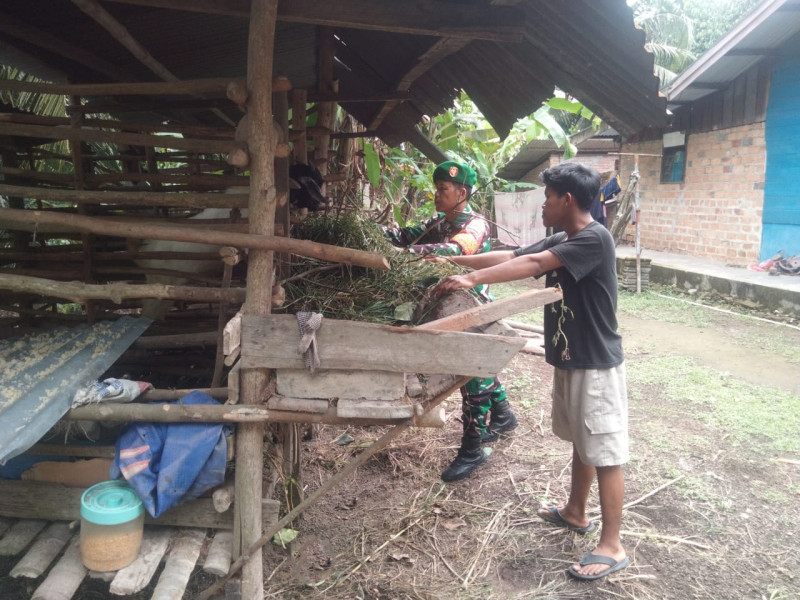 Babinsa Kelurahan STDI Lakukan Sosialisasi PMK di Peternakan RT 05